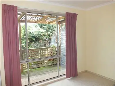 Sixth view of Homely unit listing, 4 Worthy Street, Leongatha VIC 3953
