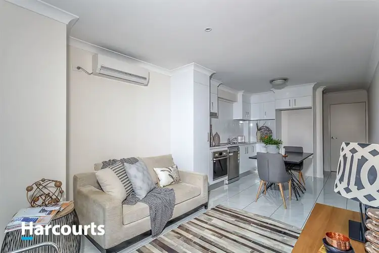 Second view of Homely unit listing, 4/13 Walkers Road, Everton Hills QLD 4053