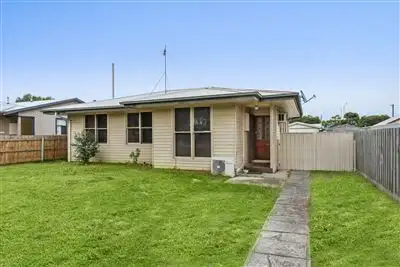 11 Watsonia Grove, Norlane VIC 3214