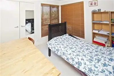 Seventh view of Homely house listing, 10 Glendale Place, Helensvale QLD