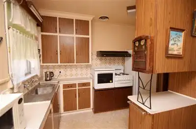 Second view of Homely house listing, 1 Hallett Crescent, Wangaratta VIC 3677