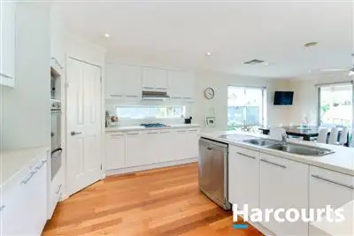 Seventh view of Homely house listing, 4 Maddock Drive, Cranbourne East VIC 3977