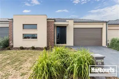 25 Paxford Drive, Cranbourne North VIC 3977