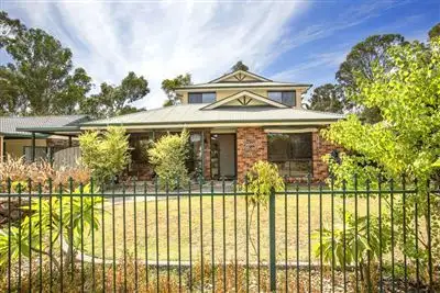 154 Goldmark Cres, Cranebrook NSW 2749