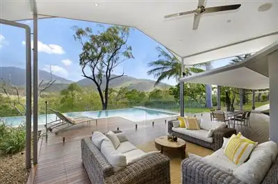 4 Mt Elliot Drive, Alligator Creek QLD 4816