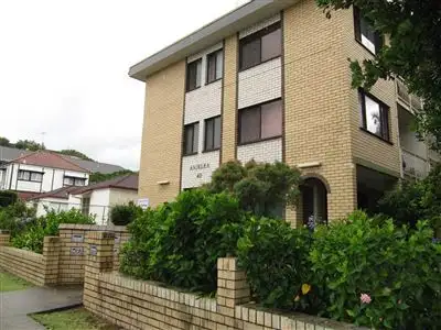 Main view of Homely unit listing, 8/40 Rossiter Parade, Hamilton QLD 4007