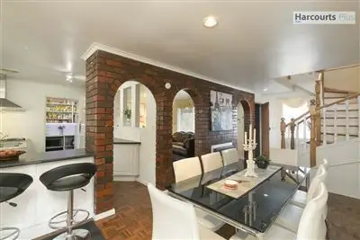 Sixth view of Homely house listing, 10 Ingomar Court, Hallett Cove SA 5158