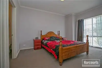 Seventh view of Homely house listing, 2 Angelique Street, Berwick VIC 3806