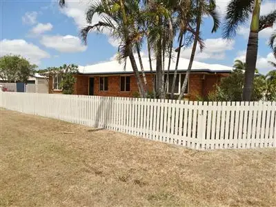 Fourth view of Homely house listing, 2 Chelsea Crescent, Glenella QLD 4740