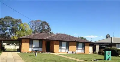 13 MERINDAH AVENUE, Manilla NSW 2346
