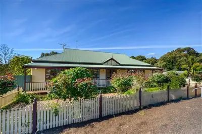 33 Rudge Close, Happy Valley SA 5159