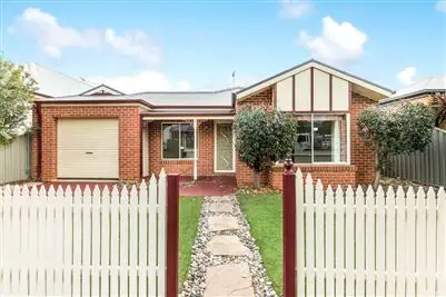 28 Giofches Crescent, Tarneit VIC 3029