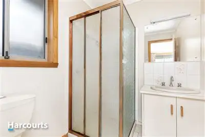 Seventh view of Homely house listing, 4 Hasken Court, Berwick VIC 3806