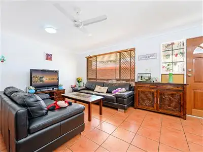 Fourth view of Homely unit listing, 3/117 Sunshine Boulevard, Mermaid Waters QLD 4218