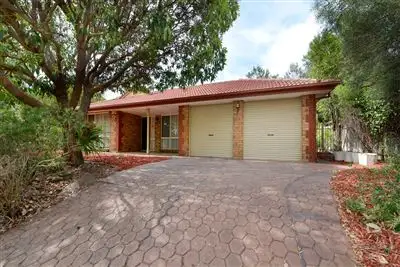 15 Newport Crescent, Aberfoyle Park SA 5159