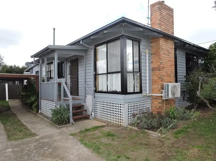 12 Churchill Ave, Ararat VIC 3377