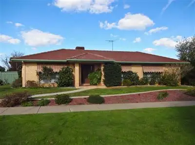 Main view of Homely house listing, 8 Hulme Drive, Wangaratta VIC