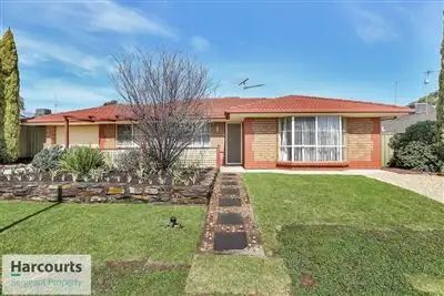 6 Cumbria Way, Craigmore SA 5114