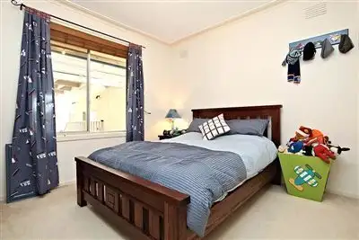 Seventh view of Homely house listing, 5 McPhee Court, Thomastown VIC 3074