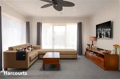 Fifth view of Homely house listing, 7/16-18 Phelan Drive, Cranbourne North VIC 3977