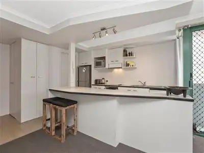 Fifth view of Homely unit listing, 33 Australia Avenue, Broadbeach QLD 4218