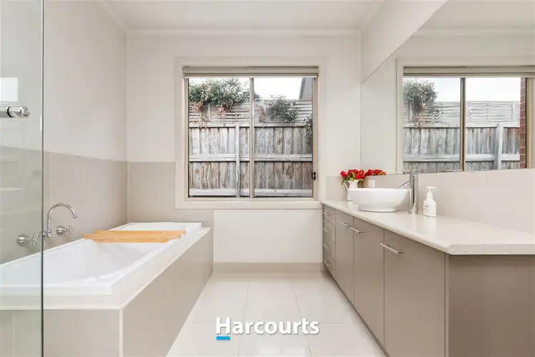 Seventh view of Homely house listing, 3 McNair Court, Berwick VIC 3806