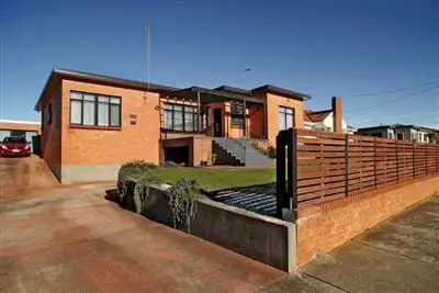 153 Parker Street, Devonport TAS 7310