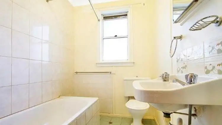 Fifth view of Homely house listing, 76 Wangaroa Crescent, Lethbridge Park NSW 2770