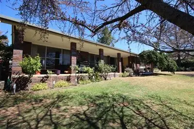 11 Byrne Street, Cootamundra NSW 2590