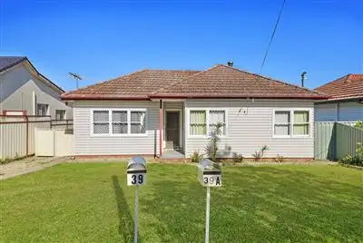 39 Bocking Avenue, Bradbury NSW 2560