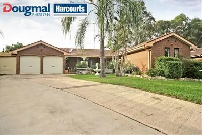 14 Moffat Place, Minto NSW 2566