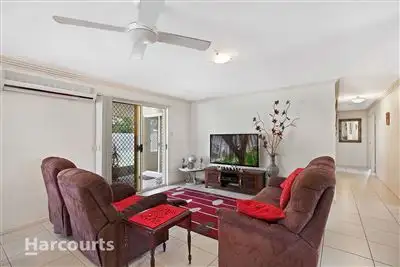 Seventh view of Homely house listing, 15 Layde Court, Urangan QLD 4655