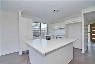 Second view of Homely house listing, 8 Vista Circuit, Bahrs Scrub QLD 4207