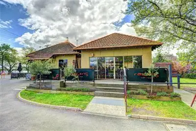 2 Wendouree Parade, Lake Wendouree VIC 3350