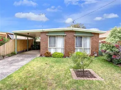 107 Fourth Avenue, Rosebud VIC 3939