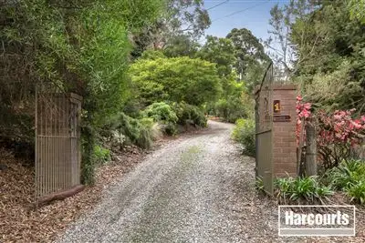 1 Marks Court, Harkaway VIC 3806