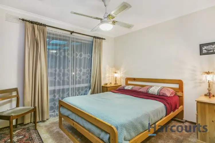 Sixth view of Homely house listing, 5 Cambridge Drive, Warragul VIC 3820