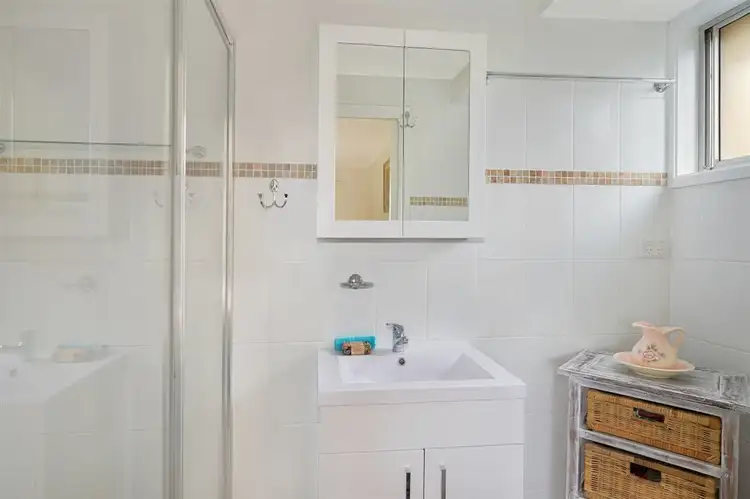 Sixth view of Homely house listing, 2 Chippendale Close, Moss Vale NSW 2577