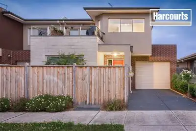 Main view of Homely townhouse listing, 1B Martin Street, Hastings VIC 3915