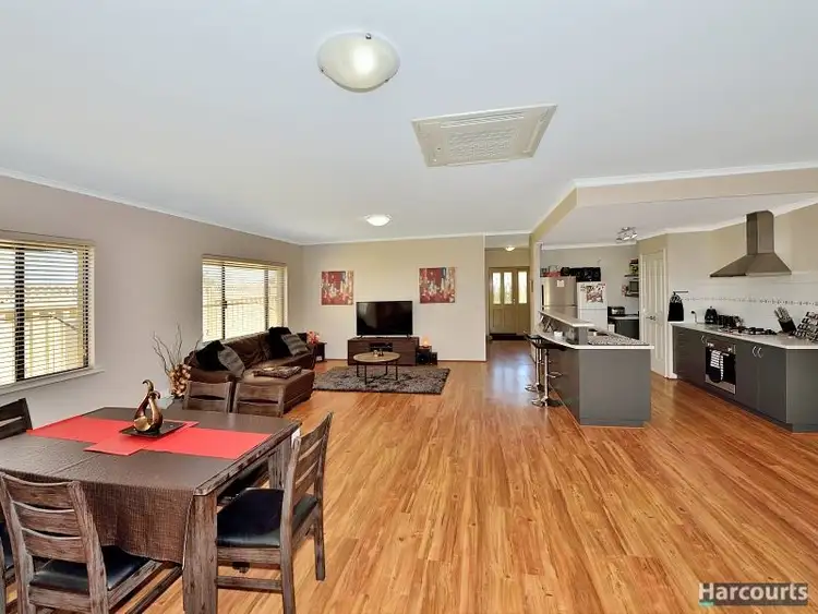 Second view of Homely house listing, 25 Banksiadale Gate, Lakelands WA 6180