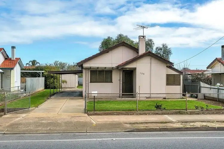 135 Hanson Rd, Woodville North SA 5012