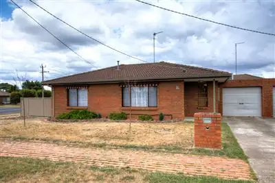 Main view of Homely unit listing, 1/451 Forest Street, Wendouree VIC 3355