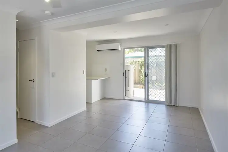 Fifth view of Homely townhouse listing, 4/12-14 Juers Street, Kingston QLD 4114