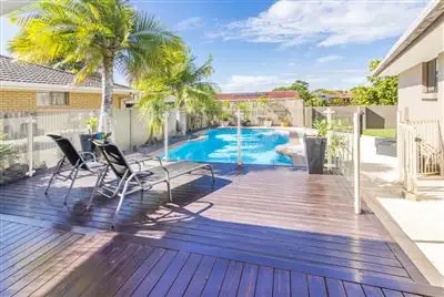 29 Collins Crescent, Benowa QLD