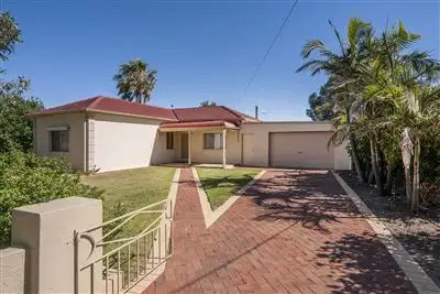 8 Sarah Court, Pennington SA 5013