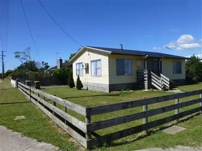 2A Mainwaring Street, Beauty Point TAS 7270