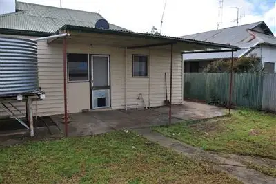 Fifth view of Homely house listing, 8 Scoresby St, Kerang VIC 3579