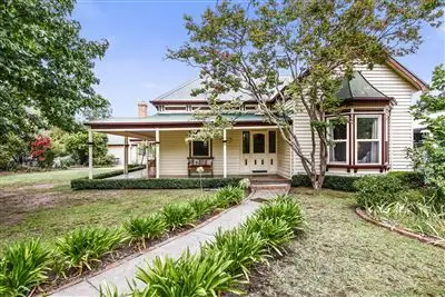 6 Johnston Street, Alexandra VIC 3714