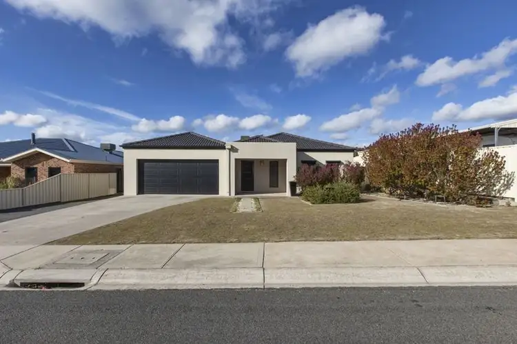 2 Kims Close, Ararat VIC 3377
