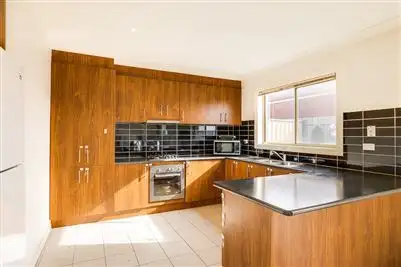 2/29. Harmony Drive, Tarneit VIC 3029